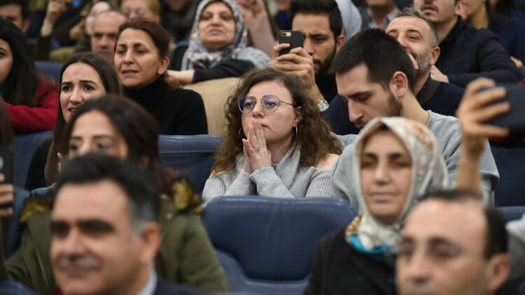 Yeni Atanan Öğretmen Maaşı Ne Kadar Olacak